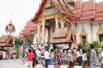 วันสุดท้ายหยุดยาวปีใหม่นทท.ไหว้พระวัดฉลองภูเก็ตคึกคัก