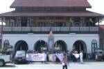 ชาวชุมชนรถไฟลำปางค้านรื้ออาคารเก่าสมัยสงครามโลก