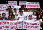 “ปูแดง” บุกโรงพักทุ่งสองห้อง ร้องดีเอสไอ-สคบ.ตรวจค้นไม่เป็นธรรม