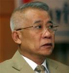 “บรรณวิทย์” ฉุนขู่ยื่นถอดนายกฯ ละเมิดสิทธิ สั่งปิดคลื่น