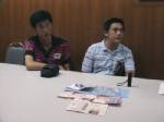 หนีไม่พ้นสองชาวมาเลย์ค้ายาไอซ์ ตร.รวบทันควัน