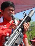 “แรมบื้อ” ด่ากราด “เสธ.แดง” อย่าเสือก ซัดพวกของปลอม