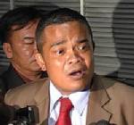 ไพร่แดงนัดถกแกนนำยกระดับป่วน - แว้งงับสภาอุตฯ ขู่นำสมุนบุก