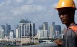 Quake shakes buildings in Philippine capital