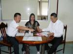รวบเจ้าของโอเกะเมืองปทุมค้ากามสาวลาว!