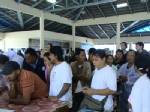 ส่งเรือหลวงจักรีนฤเบศรลงอ่าวไทยช่วยนักท่องเที่ยวที่ติดเกาะ