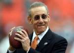 เจ้าของโลมาเปรยส่อไร้ NFL ซีซัน 2011