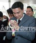 “มาร์ค” แก้เกี้ยวถอนร่าง JBC ไม่ขอมติรัฐสภา สั่งบัวแก้วลุยถกทวิภาคี ที่อิเหนา