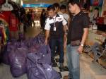 จับสินค้าละเมิดลิขสิทธิ์ห้างมาบุญครอง กว่า 10 ล้านบาท!
