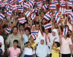 วิจัยพบ “ความจงรักภักดี” หนุนความสุขคนไทยพุ่ง -“เผาเมือง, ไฟใต้, น้ำท่วม” บั่นทอนที่สุด