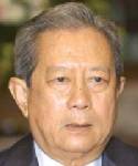 “สุรยุทธ์” โยนรัฐ-กกต.เชือดแก๊งแดงจาบจ้วงสถาบัน