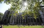Royal Wedding: อุตุฯ คาดวันอภิเษก “ปรินซ์วิลล์-เคต” อาจฝนตก ปชช.มีสิทธิ์อดยลคู่แต่งงานใหม่