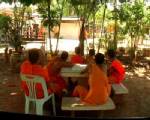 ตร.ภูเรือเตรียมจับ 2 พระ 1 ฆราวาสหื่นรุมข่มขืน 3 สามเณร