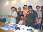 ฉก.ผู้ว่าฯภูเก็ตจับคนส่งยาบ้ายึดของกลางได้ 30,000 เม็ด