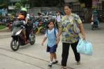 เปิดเทอมวันแรกคึกคัก จราจรในเมืองมหาสารคามคับคั่ง