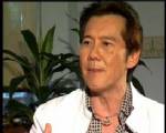 “เกย์นที” บุก ปชป.-พท.เรียกร้องออก กม.ให้เพศเดียวกันแต่งงานได้