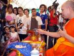 ตะลึง! พบวัตถุโบราณสมัยสุโขทัยขณะยกอุโบสถวัดแก้วฟ้า