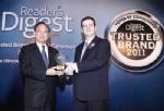 รพ.กรุงเทพ รับรางวัล Trusted Brand Award 2011