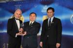 ผอ.แบงก์พงสะหวันรับมอบรางวัลQuality Awards 2011