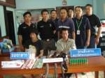 ตร.ลำปาง บุกค้นบ้านเป้าหมายบัญชีดำ รวบ 2 ผู้ต้องหาของกลางเพียบ