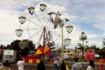 Plane flies into ferris wheel in Australia