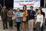 มิสไทยแลนด์ยูนิเวิร์ส 54 ตัวแทนชาวสัตหีบ รับบริจาคสิ่งของช่วยผู้ประสบภัยน้ำท่วมจ.อยุธยา