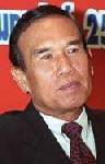 “อุทัย” ถามนิติราษฎร์ รัฐประหารที่ผ่านๆ มาจะทำอย่างไร แนะจับตาสองพี่น้องชินวัตร