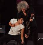 "เลดี้ กาก้า" มีสิทธิ์เป็นนักร้องนำ Queen ?