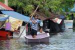 นอภ.ปากเกร็ด ประกาศอพยพคน 3 ตำบล-แจ้งพุทธมณฑลขนของขึ้นที่สูง