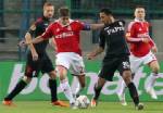 เจ้าสัว 10 ตัวพ่าย, ลูกโลกเฮ 2-1
