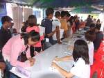 เหยื่อหนีน้ำท่วมกรุงกลับบุรีรัมย์ แห่สมัครงานกว่า 3,000คน