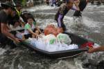 สั่งแขวงหนองค้างพลู หนองแขม-ม.เสนาฯ 1 ลาดพร้าว อพยพ น้ำขึ้นสูง