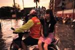 Flood-ravaged Thailand prays to water goddess