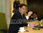 “อนุดิษฐ์” โวย ปชป.เล่นการเมือง-ยันขนถุงยังชีพตามคำสั่งนายกฯ รอแจกชาวบ้าน