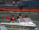 จีนส่งเรือติดอาวุธ คุ้มกันร่วมแม่น้ำโขงเที่ยวแรก
