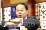 “นพดล” เอาใหญ่ อ้างศาลไม่ห้ามออกพาสปอร์ต “แม้ว” ท้าฟ้อง-ยื่น ป.ป.ช.