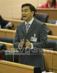“อภิสิทธิ์” ติงรัฐปรับฐานวุฒิ ป.ตรีใหม่ เกิดปัญหาเหลื่อมล้ำ