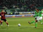 "โวล์ฟสบวร์ก" เฉือนบ๊วย 3-2 ขึ้นที่ 8 บุนเดสฯ