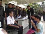 รวบอาสา จร.ข่มขู่กรรโชกคนแก่ไม่ได้ รุมทำร้ายชิงทรัพย์