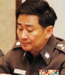 ผบ.ตร.ถก สตม.แก้ปัญหาผู้โดยสารแออัดด่านตรวจสนามบิน
