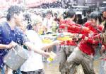 สุราษฎร์ธานีจัดสงกรานต์ยิ่งใหญ่ ทำถนนปลอดอาวุธ-เหล้า