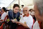 หนองคายรดน้ำดำหัวผู้สูงอายุสงกรานต์ 90,000 ปี