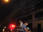 ตร.เผยรอผล พฐ.หาสาเหตุเพลิงไหม้อาคารเวลคัม