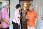 ดุสิตโพลคนพอใจ “ปู” รดน้ำ “ป๋า” มีนัยเร่งปรองดอง หวังรัฐทำงานไร้ประโยชน์แฝง
