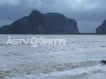 เรือประมงอับปาง 2 ลำ ลูกเรือ 15 ชีวิตลอยคอกลางทะเลตรัง