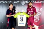 สุดเท่! เพื่อนตำรวจ เปิดตัวเสื้อบอล “ฟอนต์ไทย”