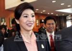 “ยิ่งลักษณ์” เร่งโครงการรถไฟฟ้า เสนอผุดคอนโดฯ ติดรถไฟ