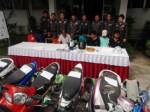 ผบช.ภ.2 ควง ผบก.ชลบุรี แถลงรวบแก๊งแมงมุมก่อเหตุโชกโชน