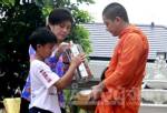 “ยิ่งลักษณ์” ย่องเปิดบ้านพิษฯ รับของขวัญเบิร์ธเดย์ อ้างไม่อยากเอิกเริกหวั่นถูกโจมตี