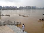 น้ำท่วมคร่าชีวิตคนจีนอีก 8 ศพ อพยพคนกว่าครึ่งล้าน